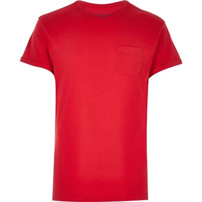 Red plain chest pocket t-shirt
